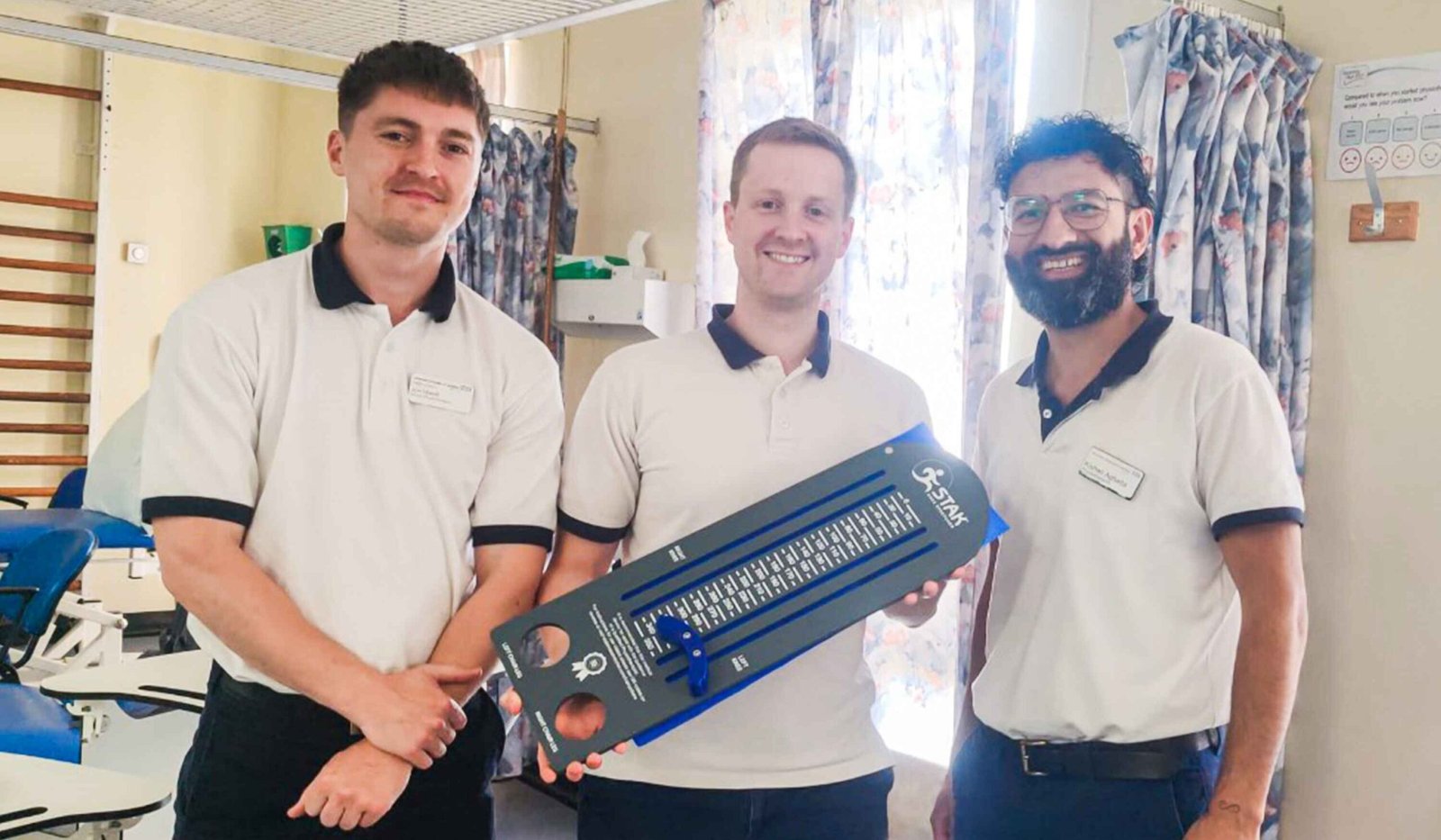 STAK B2B Small slider group image